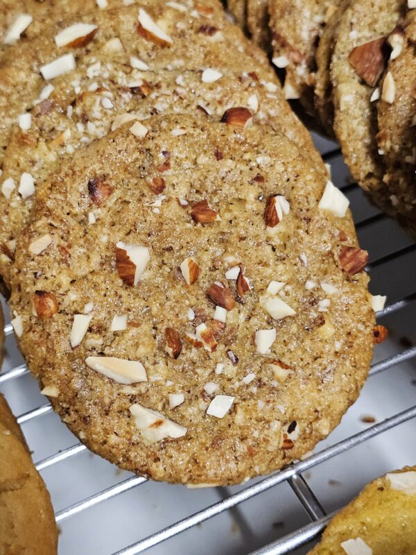 Bolachas de amêndoa e laranja de fermentação natural